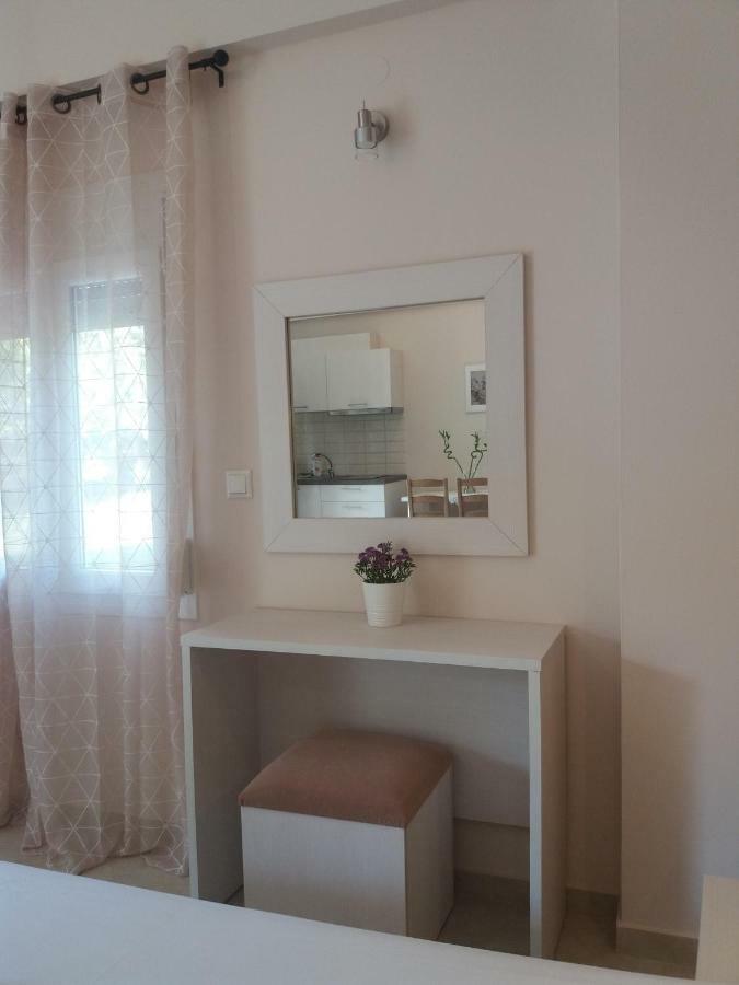 Dimitriou Rooms ギリキ エクステリア 写真
