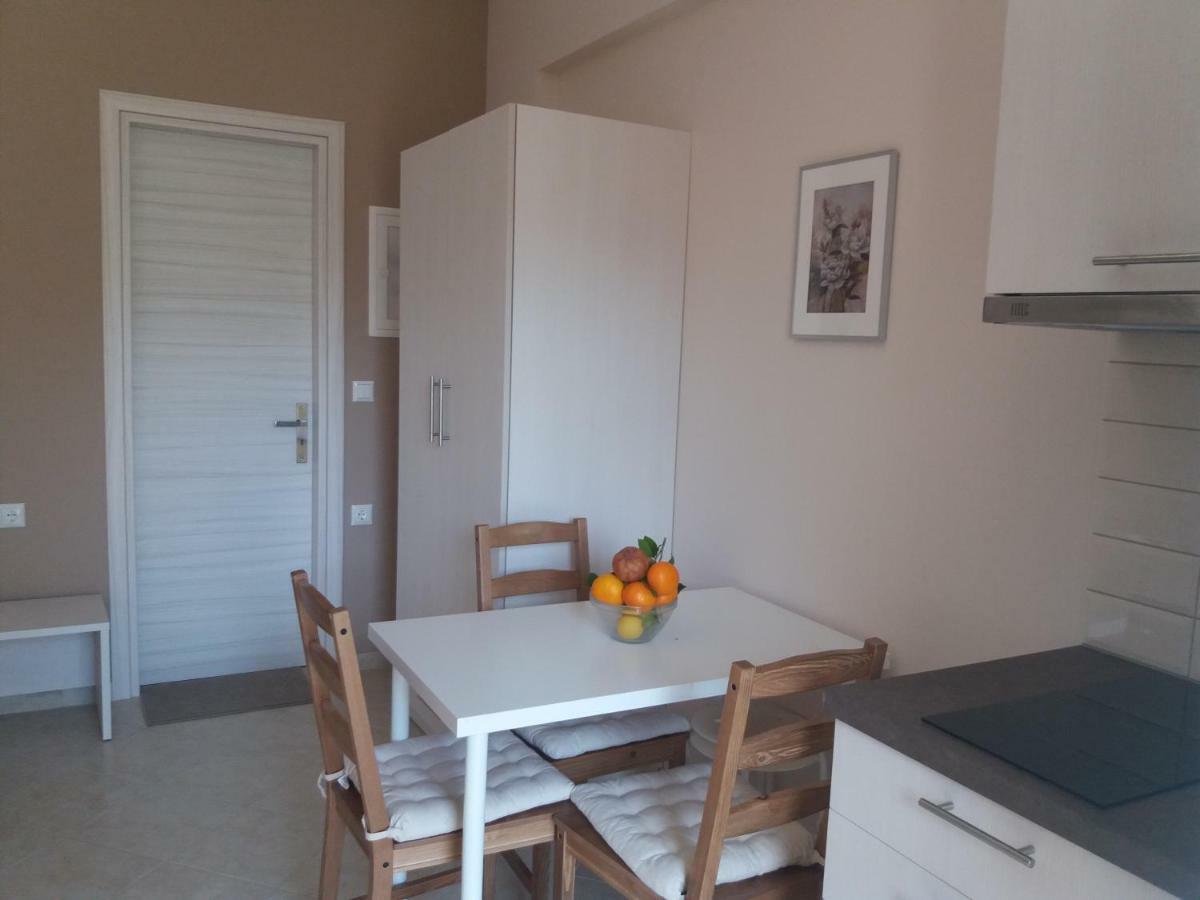 Dimitriou Rooms ギリキ エクステリア 写真