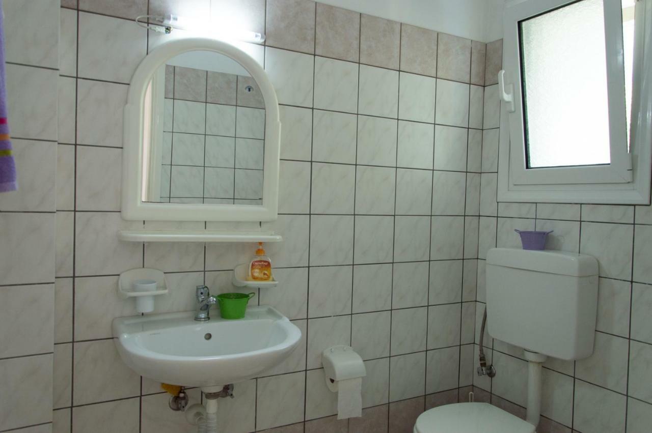 Dimitriou Rooms ギリキ エクステリア 写真